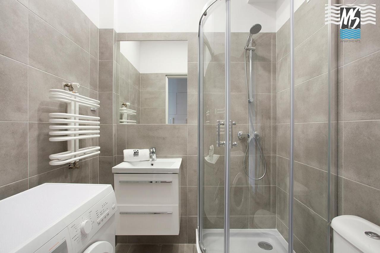 Ms Apartments Kopernicus II กดิเนีย ภายนอก รูปภาพ